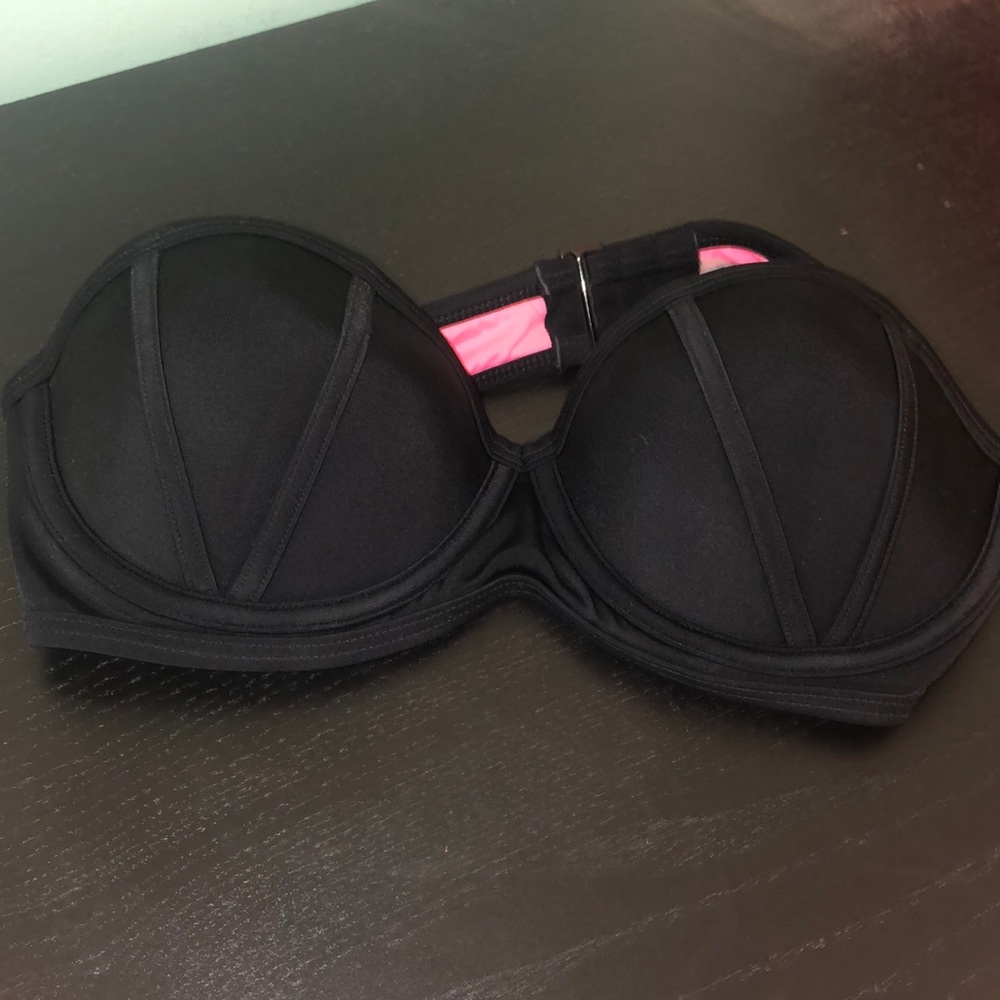 VS Pink swim top!